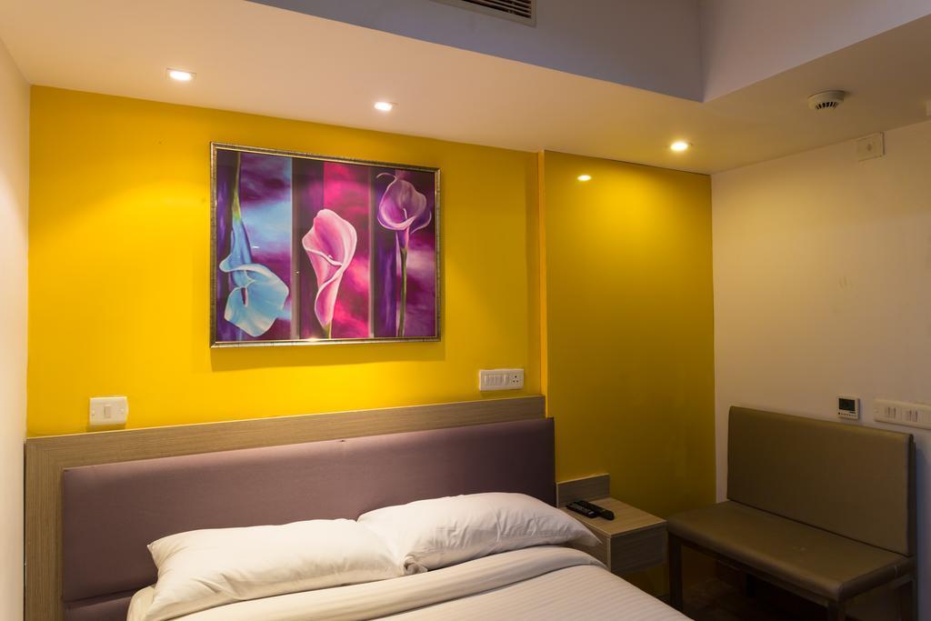 Vishakhapatnam, Dwarka Nagar Hotel Visakhapatnam Buitenkant foto